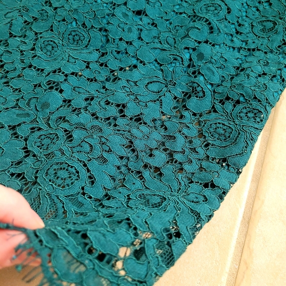 Green Lace Express dress - Picture 6 of 6